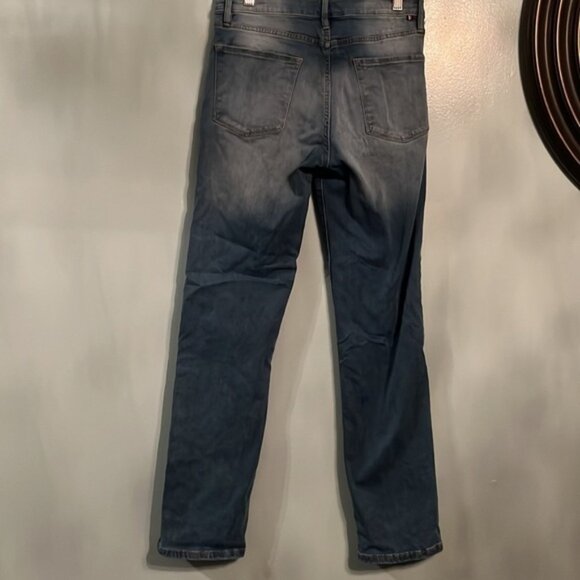 Tommy Hilfiger Distressed Jeans - Picture 6 of 7
